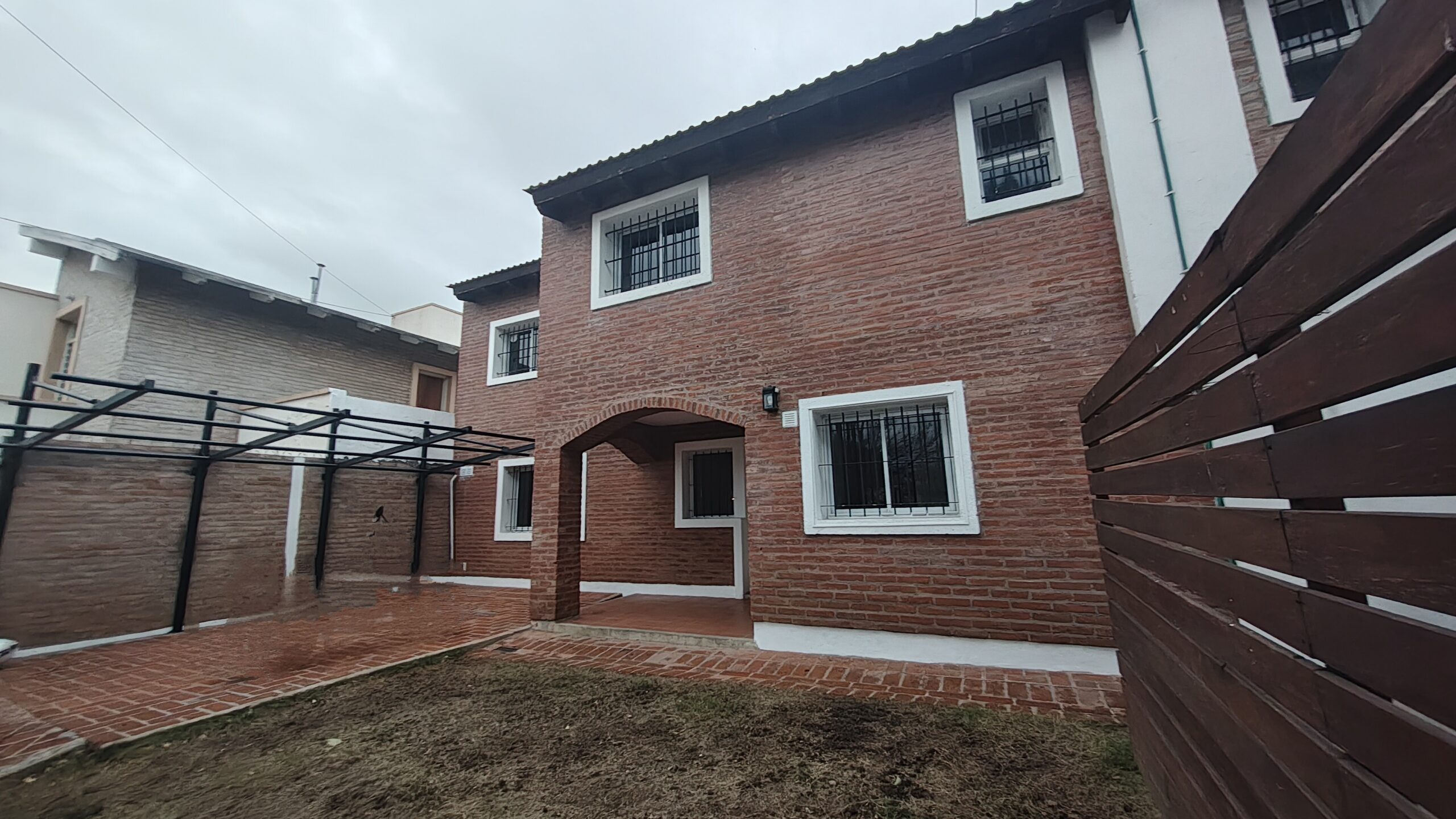 DÚPLEX 3 DORMITORIOS QUEBRADA DE LAS ROSAS
