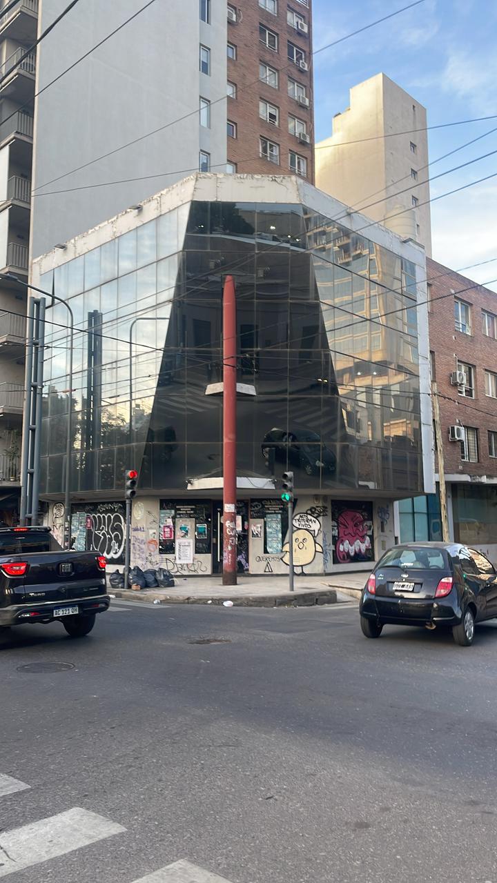 VENTA EDIFICIO EN GÜEMES 3 PISOS + SUBSUELO