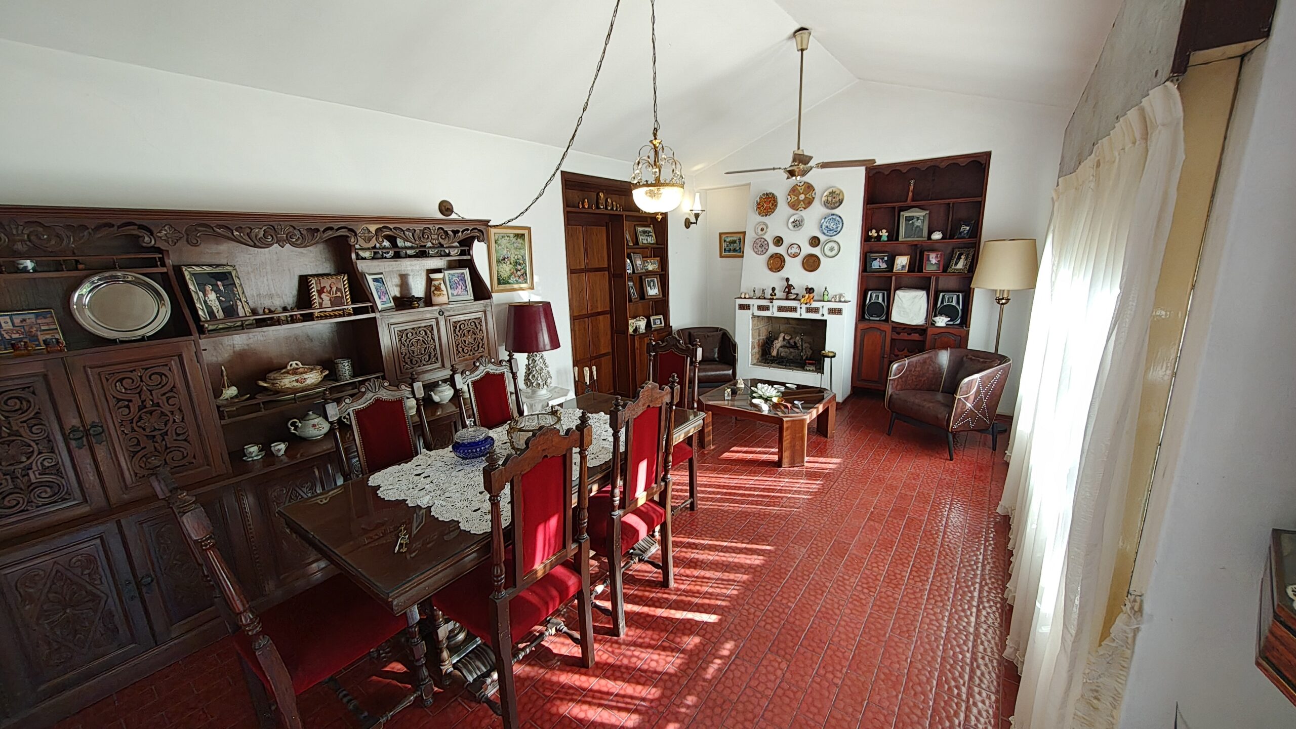 SE VENDE CASA DE 4 DORMITORIOS EN URCA CÓRDOBA
