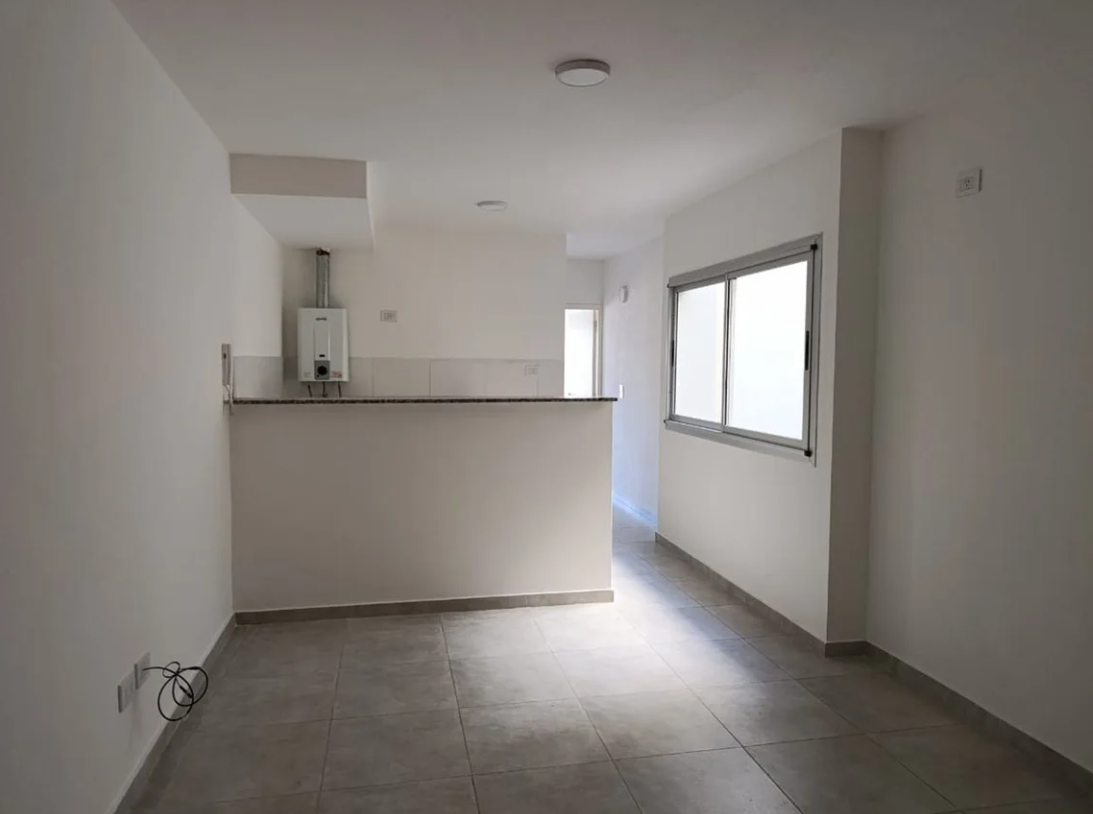 General Paz, Departamento 1 dormitorio c/ balcón.