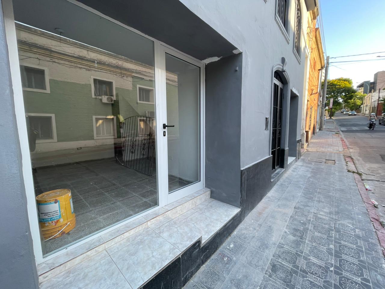 Se Alquila Local Comercial en el Centro de Cordoba