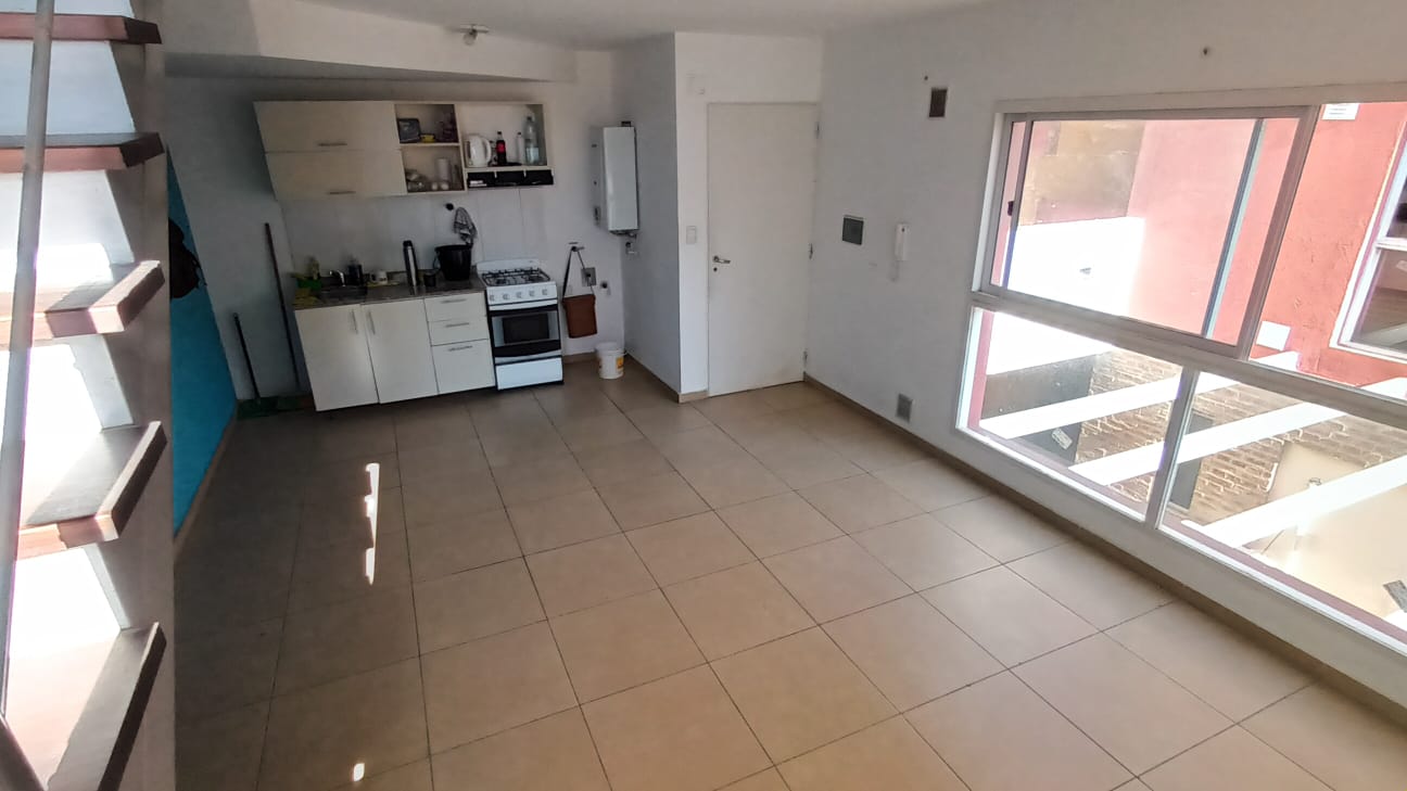 Amplio Duplex 1 Dormitorio, Zona Nuevo Centro Shopping, 2 Balcones Terraza Propios